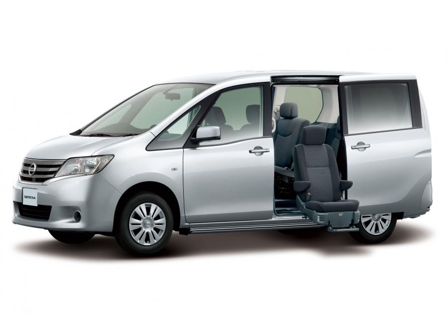  Nissan Serena 2011 года  (фото 30 из 37)